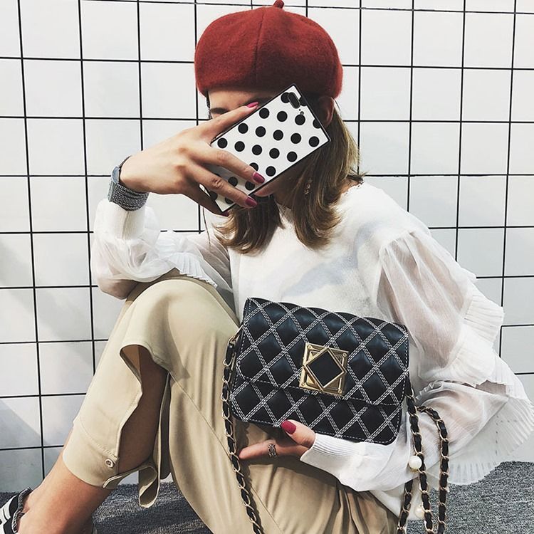 Plain Thread Pu Rektangel Crossbody Påsar