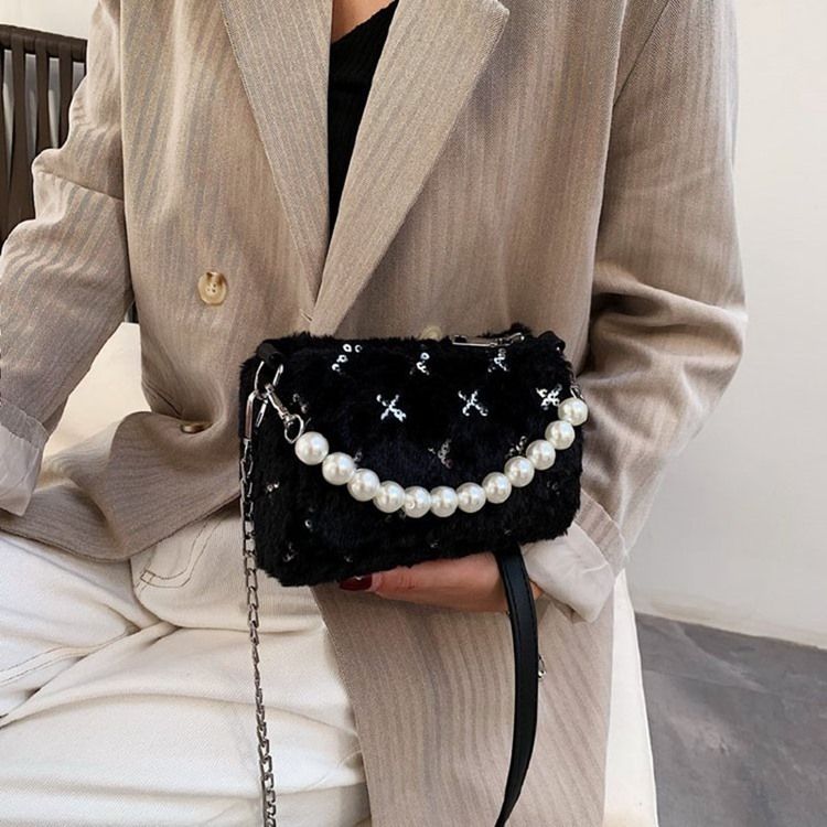 Pu-Kedja Circular Winter Crossbody-Väskor