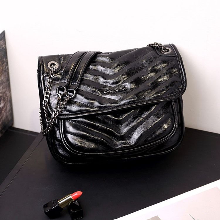 Pu-Kedja Vanliga Rektangulära Crossbody-Väskor