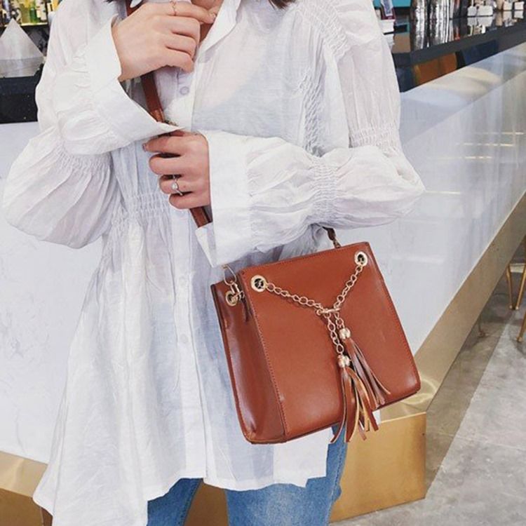 Pu Tofs Plain Square Crossbody Bag