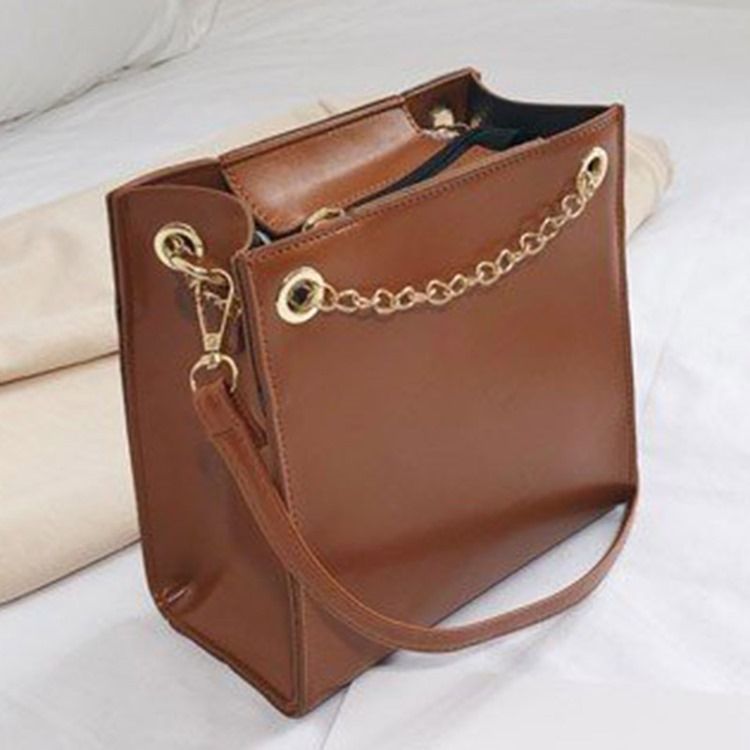 Pu Tofs Plain Square Crossbody Bag