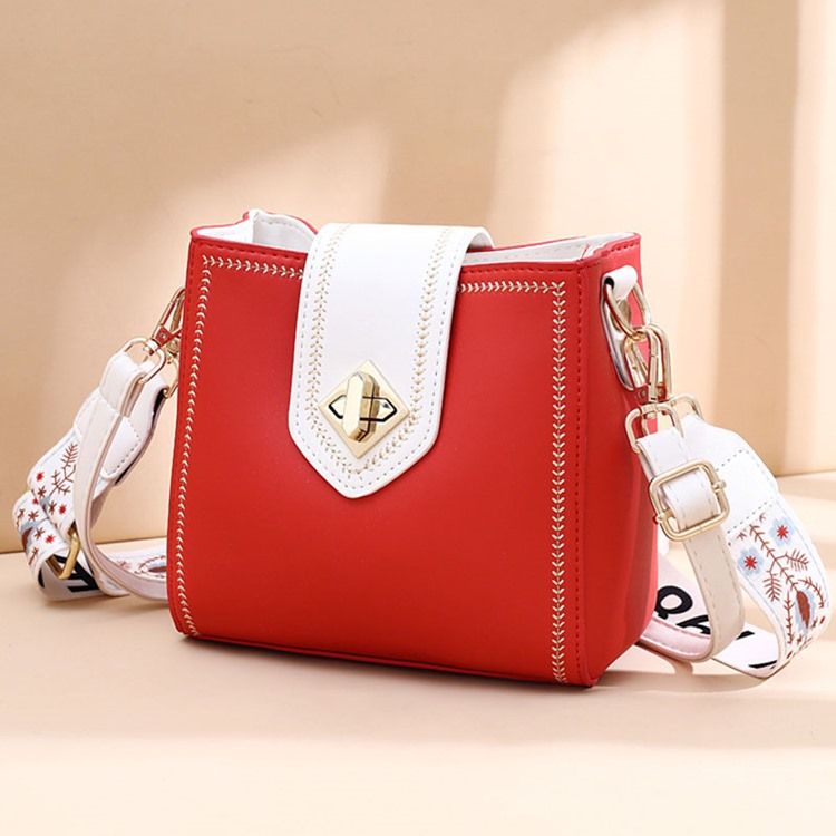 Pu Vanlig Tråd Rektangel Casual Crossbody-Väskor