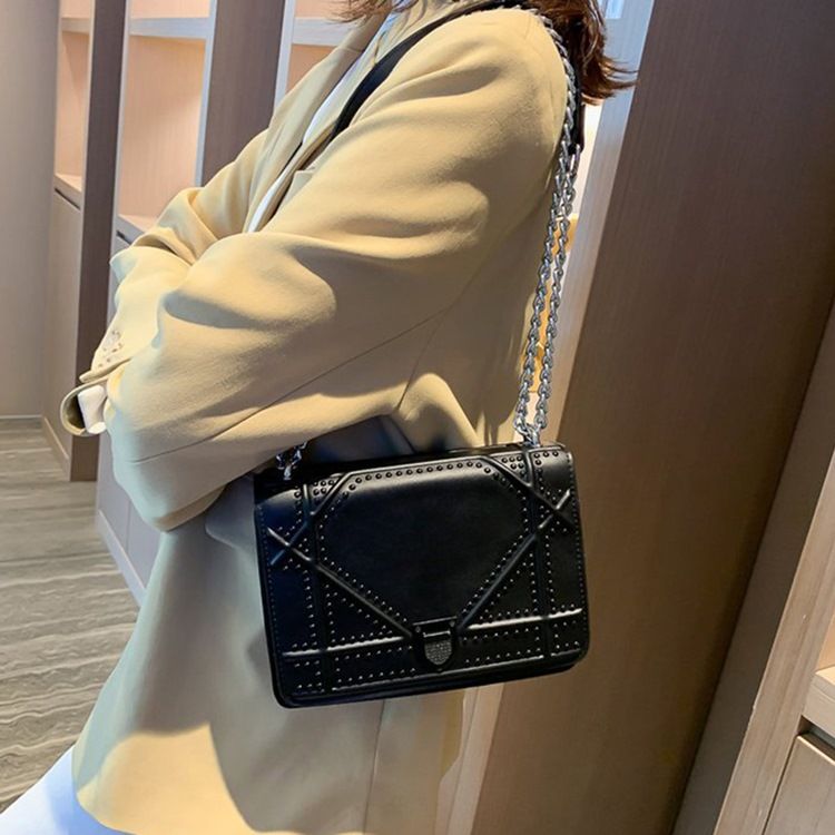 Tråd Pu Geometric Flap Crossbody-Väskor