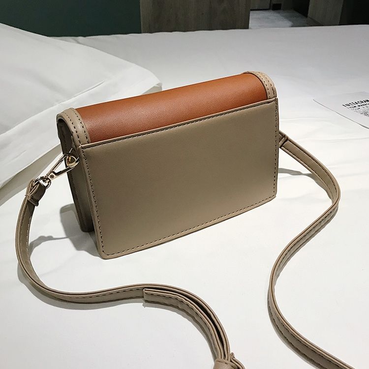 Vanliga Pu Bältesdekorerade Rektangulära Crossbody-Väskor