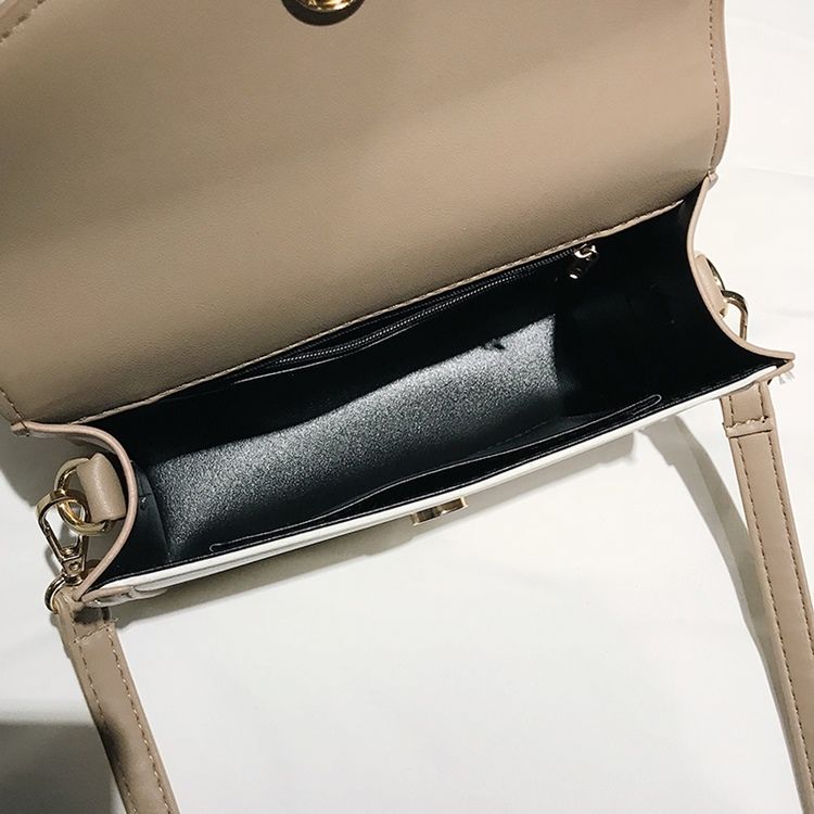 Vanliga Pu Bältesdekorerade Rektangulära Crossbody-Väskor