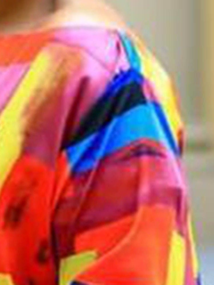 Knälång Asymmetrisk Modeklänning I Färgblock