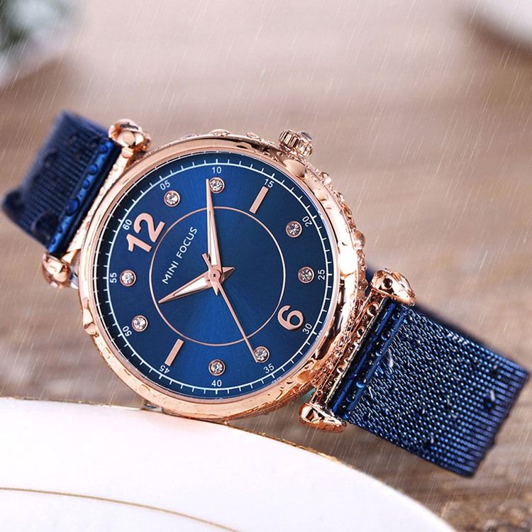 Classics Steel Band Quartz Diamante Damklocka
