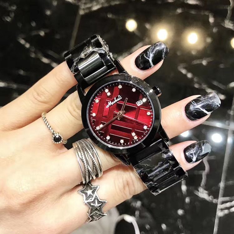 Grid Round Quartz Watch