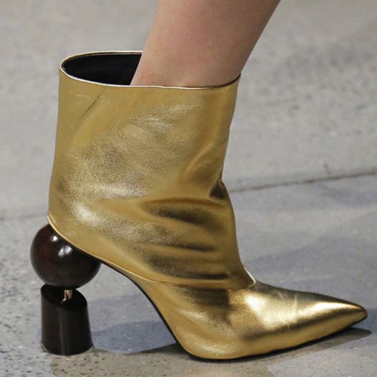 Slip-On Enkla Bankettstövlar Med Spetsig Tå