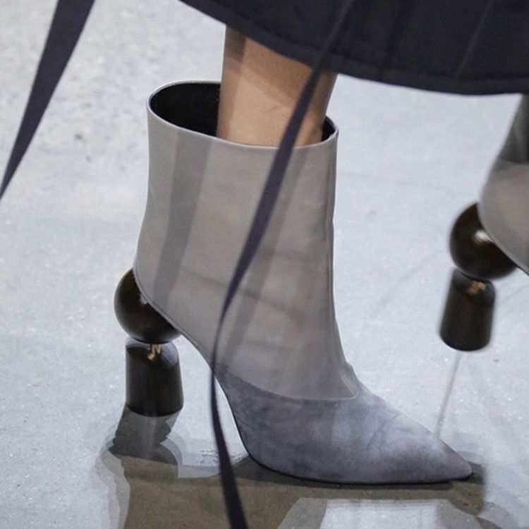 Slip-On Enkla Bankettstövlar Med Spetsig Tå