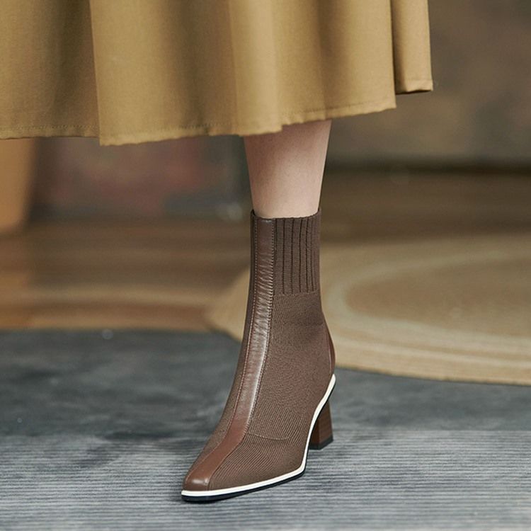 Vanliga Chunky Häl Slip-On Western Stövlar